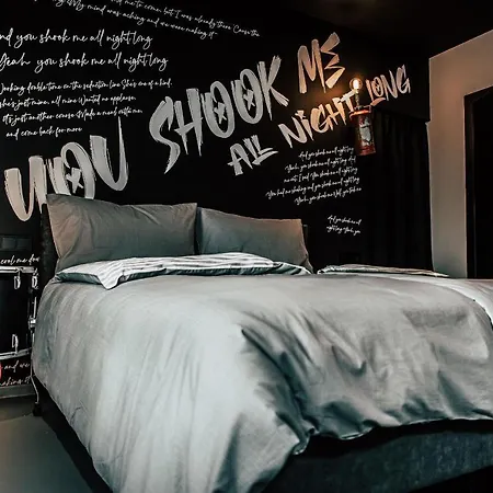 Апартаменты Boutique Old School *