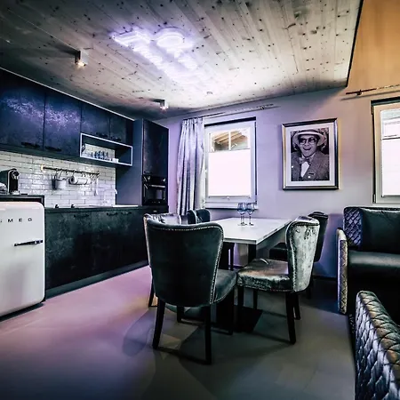 Boutique Old School Διαμέρισμα Söll