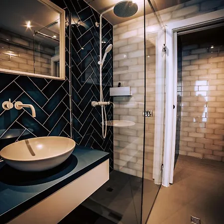 Апартаменты Boutique Old School Зёлль