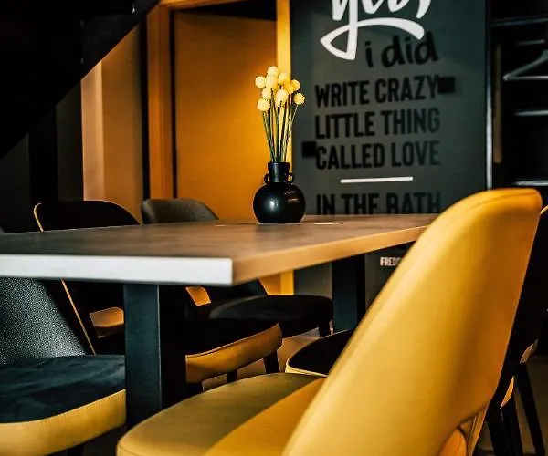 Boutique Old School Appartement Söll