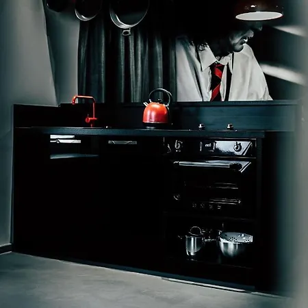 Boutique Old School Apartment *